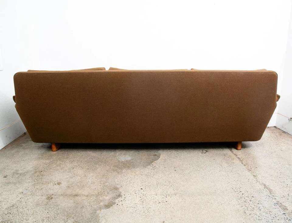 Sofá moderno danés Mid Century de teca Ryesburg Mobler marrón acolchado vintage 3 asientos Foto 4 de 4