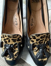 Sofft Black Leather Heels Size 9   Leopard Print Tassel Loafers, Great Condition