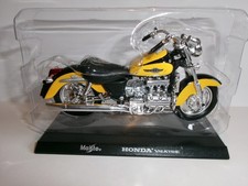 Honda F 6 C VALKYRIE Gelb Schwarz   1:18 Maisto