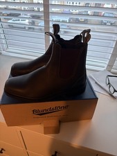 Blundstone 067 Strout Chisel  Dress Series Unisex Boots Pull On  Brown  7 - 12