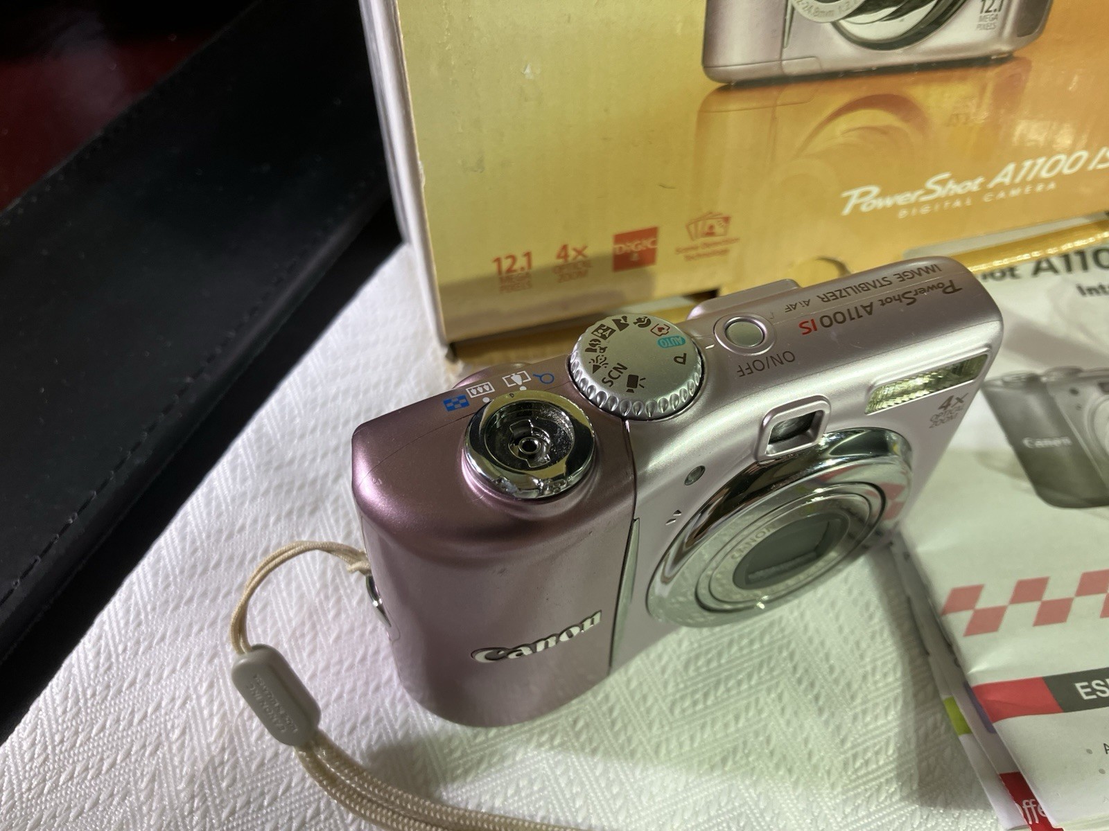 Canon PowerShot A1100 IS Pink 12.1MP 4x Optical Zoom Digital Camera Works READ!