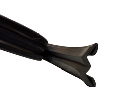 Triumph TR7 TR8 DOOR WINDOW GLASS CHANNEL FELT Coupe only YKC90