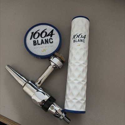 Kronenbourg 1664 Blanc Zapfhahngriff und Abzeichen rund 