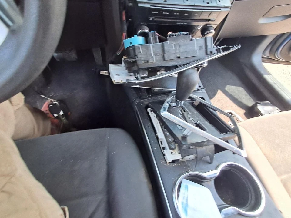 Chrysler 300 2009 panel de moldura de puerta delantera gris fabricante de equipos originales usado 4 puertas sed 150 k millas Foto 2 de 4