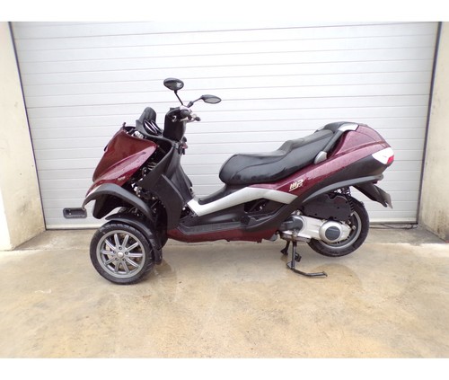 PIAGGIO 125 MP3 piasta widelca amortyzator przód lewy typ ZAPM473 - 2006/2008 - Zdjęcie 3 z 3