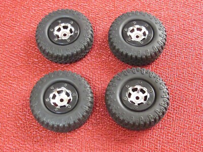 Losi Micro 1/24 Rock Clawler/Trail Trekker Tires & Beadlock Wheel (Black Chrome)