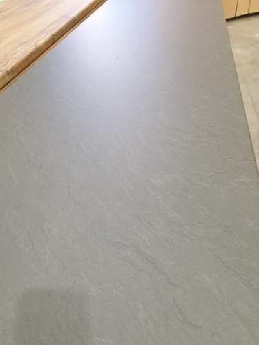 LAMINATED BENCHTOP KITCHEN 4200 x 600mm tight form laminate new grey concrete - Picture 3 of 3