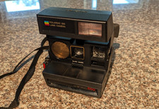 Polaroid 600 Land Camera Auto Focus Model 660 Instant Film Camera Vintage