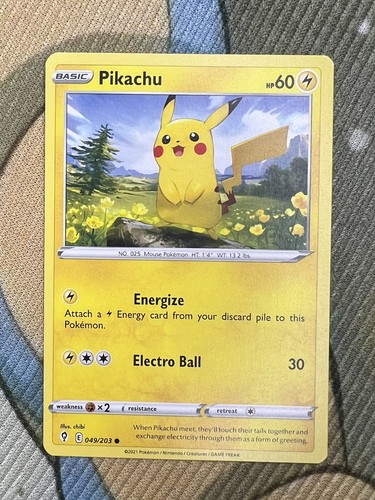 2021 Pokemon Pikachu Red Cheeks HP60 49/203. Evolving Skies. Gem Mint. - Afbeelding 1 van 6