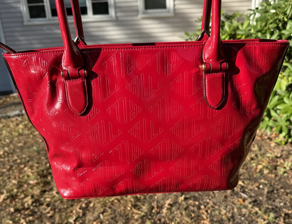 Bolso Cartera Ralph Lauren Rojo Charol Repujado RLL Dorado Herrajes Foto 2 de 4