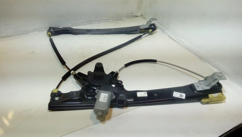 Alzavetro anteriore destro Ford C-Max II DXA/CB7, DXA/CEU AM51U23200BJ 28644831 - Immagine 2 di 4