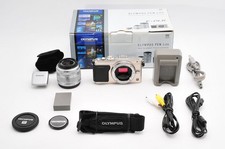 Near Mint Olympus PEN Lite E-PL6 Silver 14-42mm Kit 786 Shots w/Box 425