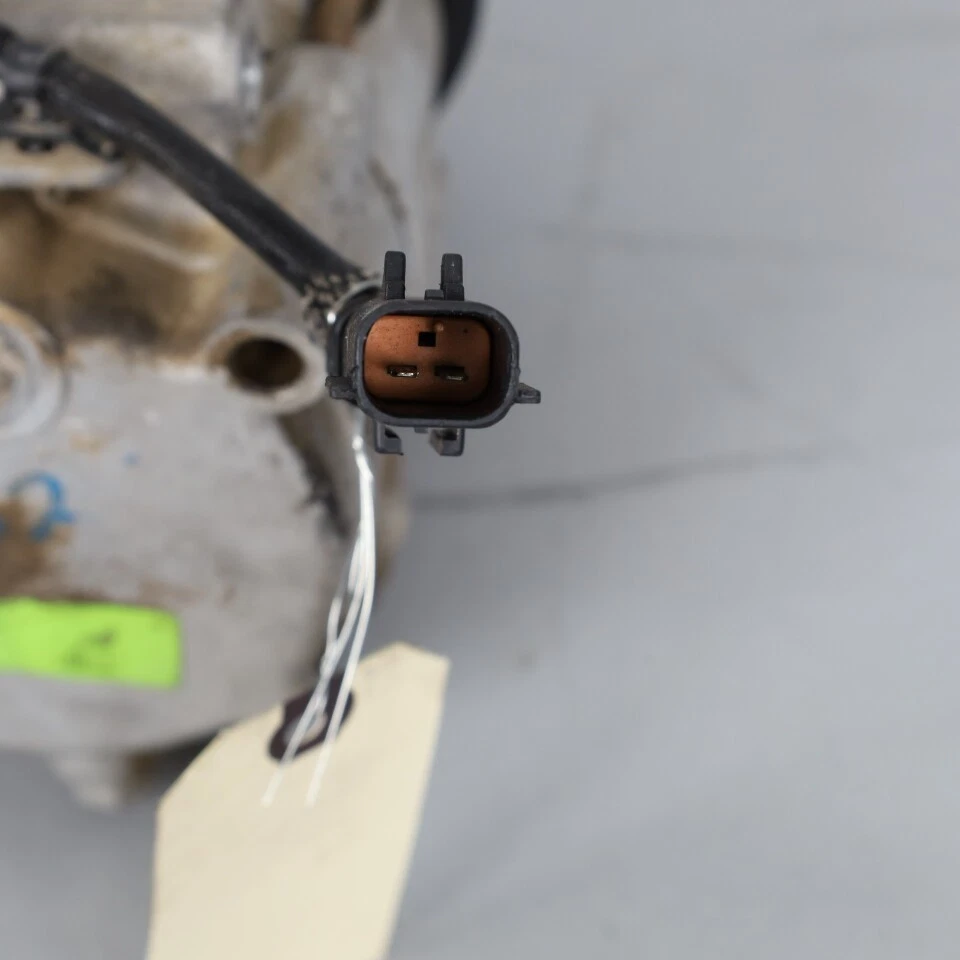 Dodge Ram 2500 3500 2006-2009 compresor de aire acondicionado 55111411AE usado OEM Foto 2 de 4