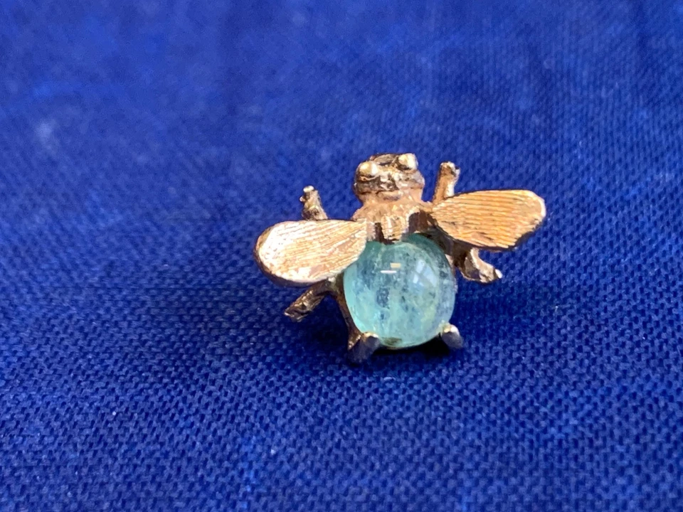 Tachuela de corbata de abeja de oro amarillo de 14K 1,4 g traje para hombre joyería fina piedra verde *LEER* Foto 2 de 4