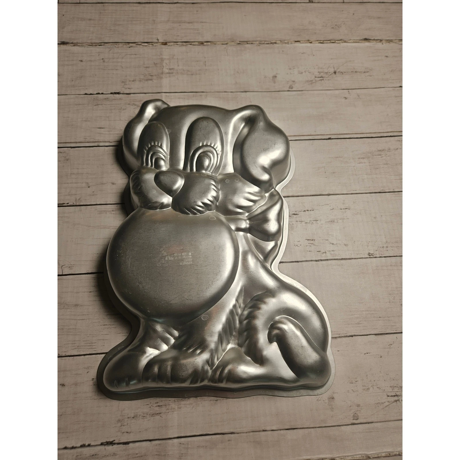 Vintage 1978 Wilton Puppy Dog Cake Pan Aluminum Mold 502-7636 15 Inch Bow