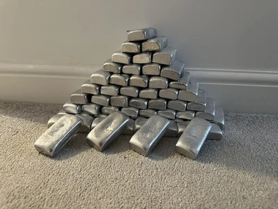 x1 ALUMINIUM INGOT 150 - 200 GRAMS MADE FROM RECYCLED SCRAP BY MELTING IPSWICH - Image 1 of 4