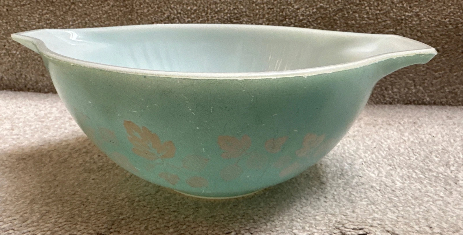 Vintage Pyrex Gooseberry Cinderella Mixing Bowl Turquoise And White