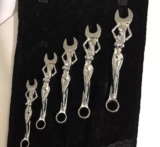 NO FEAR NAKED NUDE LADY WRENCH SET CHROME RARE UNUSUAL SCARCE