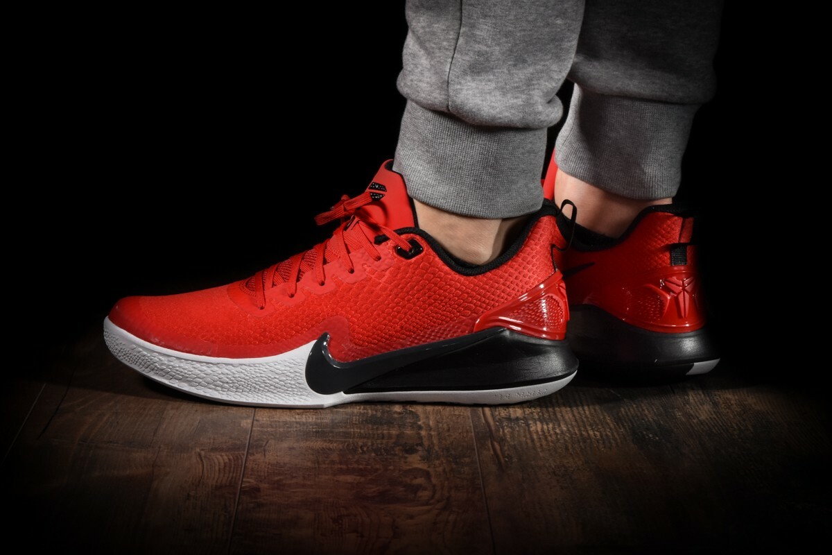 売れ筋サイズ！NIKE KobeBryant Mamba Focus コービー s-l400.jpg