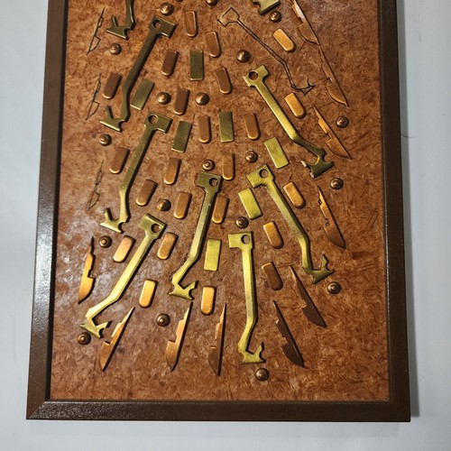 Vtg PEACOCK Metal Gravel Art Player Piano Keys Parts 25 X 9" RARE Wall Hanging - Picture 16 of 17