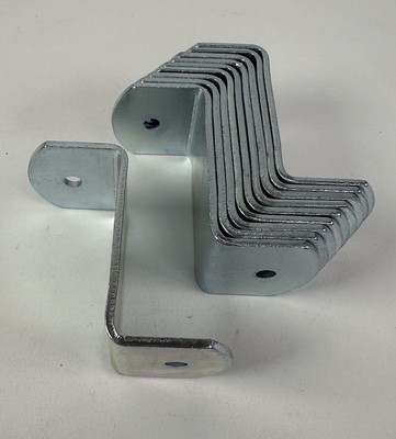 S-Form Klammern verzinkt 50 mm versetzt Schuppenzaun 2 mm Stahl 10 Klammern