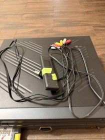 Pioneer CLD-A100 CD/LD LaserDisc Player w/ CU-CLD008 Remote & A/V Cables