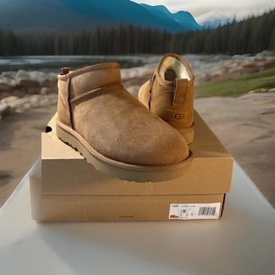 UGG CLASSIC ULTRA MINI CHESTNUT WOMAN S BOOTS SIZE 9 1116109 (100% AUTHENTIC)