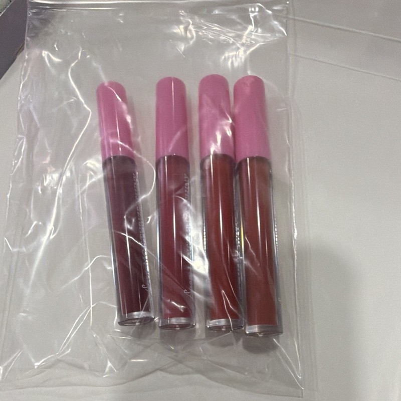 Liquid Lipstick Set of 4 Assorted Shades: Berry, Mauve, Rose, Pink