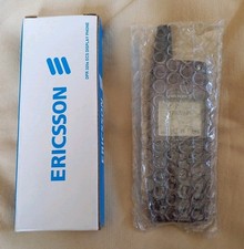 ERICSSON R320S DISPLAY DUMMY PHONE EARLY 2000's FILM PROP ROCK RED COLOUR - NEW!