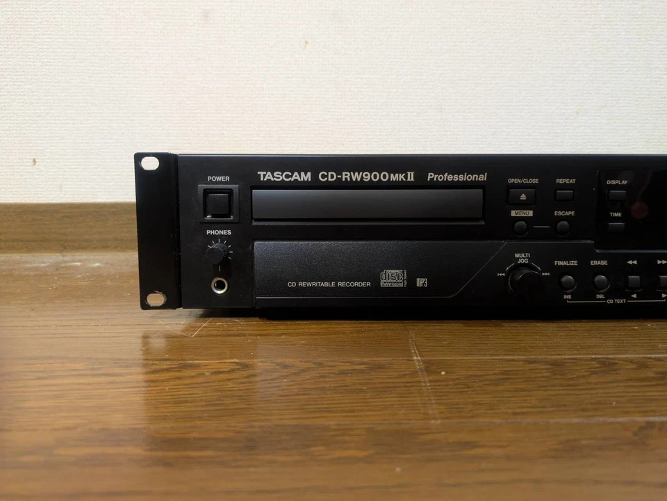 Tascam CD-RW900MKII Professional CD Recorder / Player Fully Working Free Ship - Image 2 of 4
