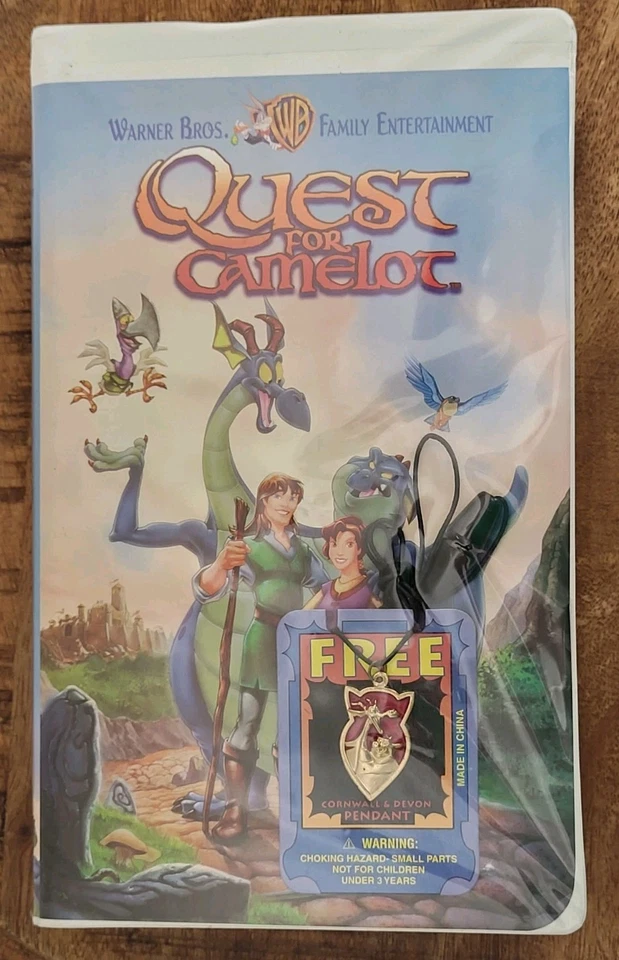 Warner Brothers Quest For Camelot VHS Tape Cornwall Devon Pendant and Comic Book - Image 2 of 4