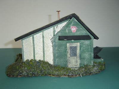 Built O - PRR YARD HOUSE for Lionel New  Condition