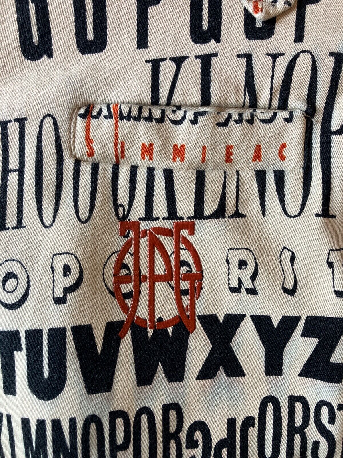 Foto 9 di 12