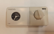 Watts Raumthermostat Uhrenthermostat mit Tagesprogram 5-30° Ecolux 0407820 Netzb