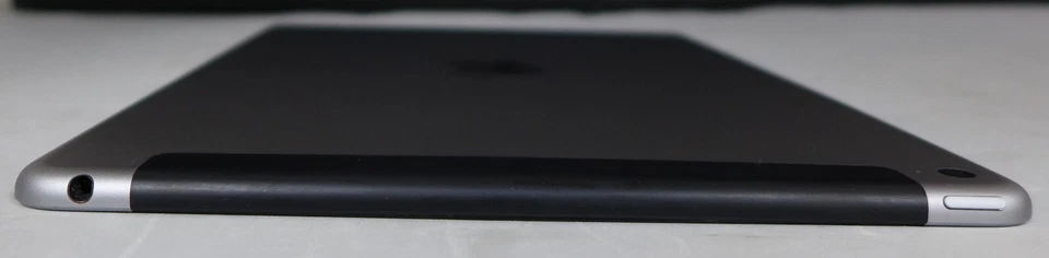 Apple Ipad Air 2(Wifi+Cellular),Space Gray, 9.7",16GB- Battey problem - Image 4 of 4