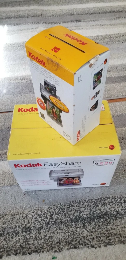 Kodak EasyShare Photo Printer Dock Station with Extra Ink and Paper - New Open