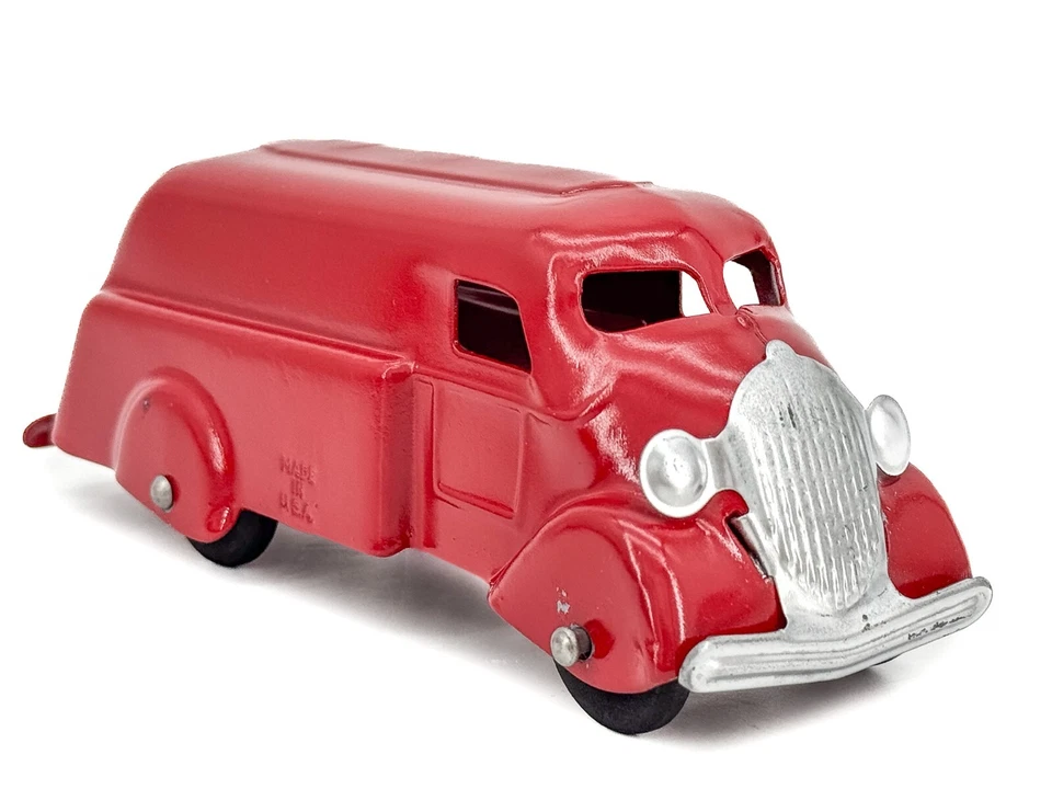复古 6.75 英寸 Marx / Wyandotte Studebaker 驾驶室油轮卡车玩具人洞 — 第 3/4 张图片