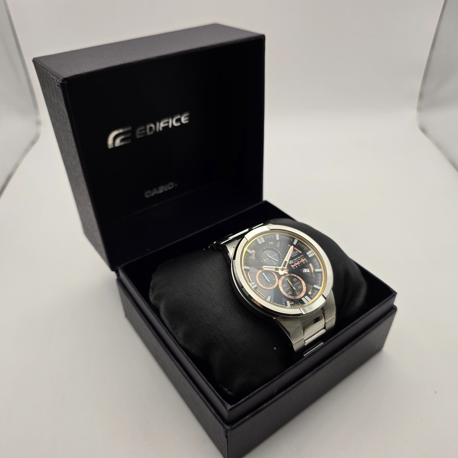 CASIO EDIFICE INFINITI RED BULL RACING EFR-544RB CHRONOGRAPH MENS WATCH WITH BOX image 4