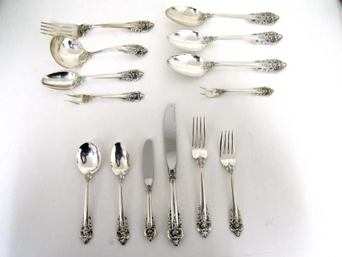 83 pieces Wallace Grande Baroque Sterling Silver Flatware Set No Mono