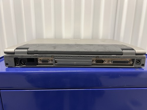 Toshiba Tecra 8100 14.1" Pentium III Laptop - For Parts Untested - Picture 6 of 9