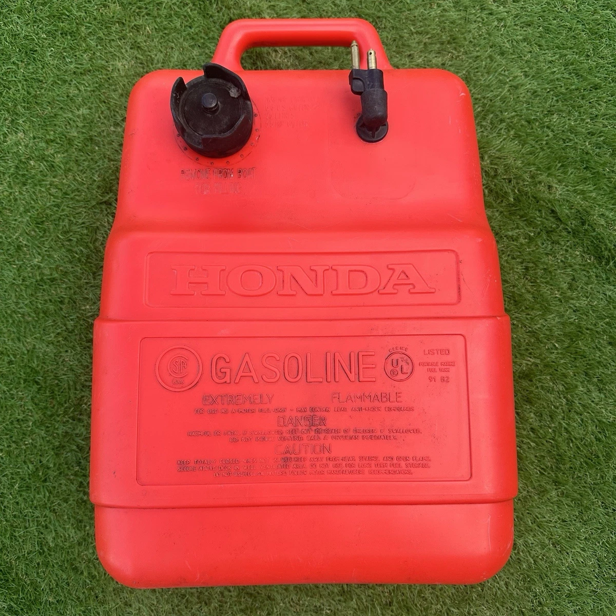 Tapa De Tanque De Combustible Original Honda Para Fueraborda BF2 Y BF2.3 – Número 17620-ZW6-030
