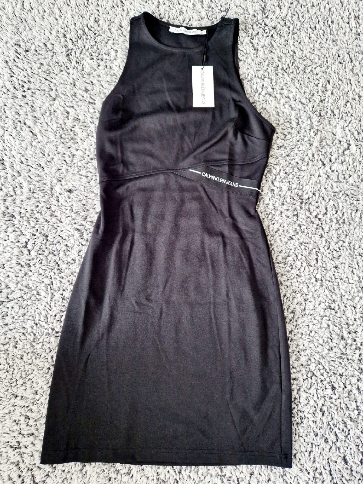 Picture 1 of 4