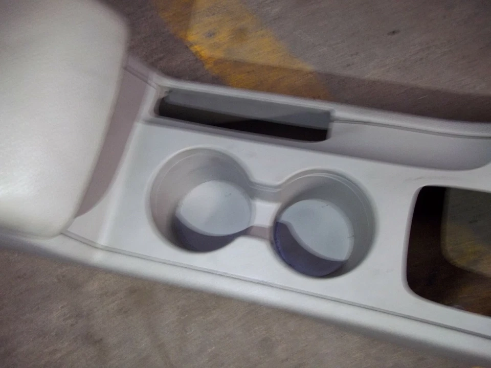 Ford Fusion Mercury Milan 2007 AWD consola de piso delantero con tapa OEM sin MP3 Foto 4 de 4