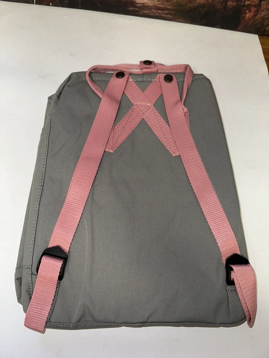 Fjallraven Kanken Zip Closure Water Resistant Backpack Fog Pink 021 312