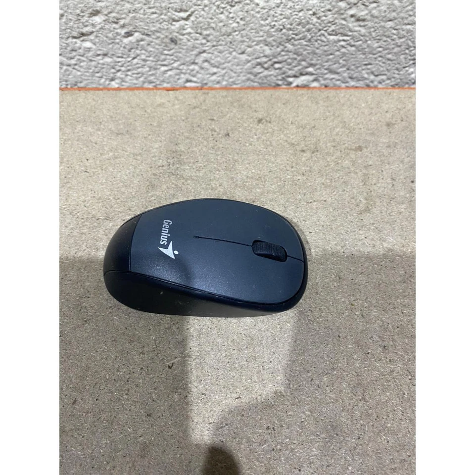 Genius SlimStar 8000 GK-100012/T Optical Mouse Wireless 3-Buttons Scroll Wheel - Image 3 of 4