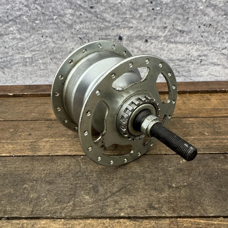 Shimano Nexus Inter-4 SG-4R31 4-Speed Internal Gear Rear Hub 36h Roller Brake - Image 2 of 4