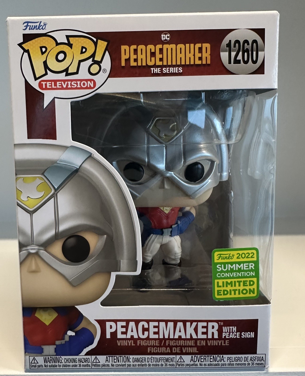 Funko Pop! Televisión Dc Pacificador Con Signo De Paz #1260 Exclusivo Nuevo 136-4