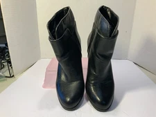 Nine West Heeled Booties Women’s Size 6.5 Black Pull-on Ankle Boots