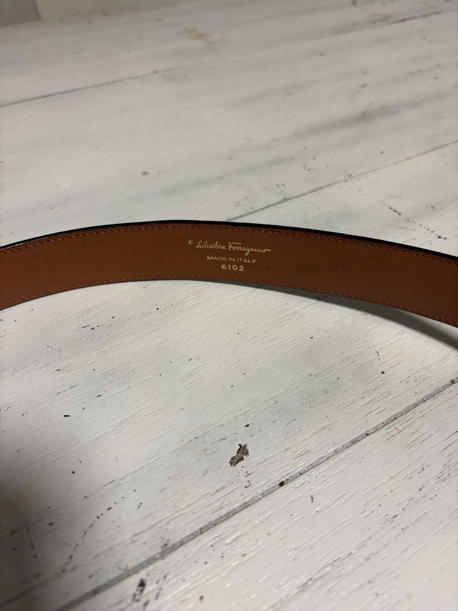 Salvatore Ferragamo women’s belt wine oxblood gold logo front buckle large Salvatore Ferragamo Oxblood Wine Belt Gold Accent Logo  main image 4
