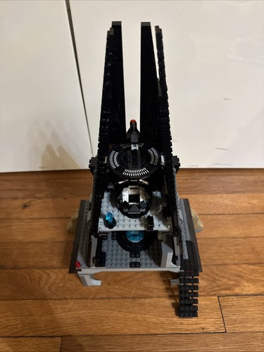 LEGO Star Wars Darth Vader's Castle 75251 Built With Box & Instructions - Picture 4 of 19